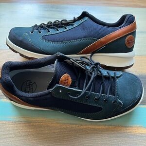 Hanwag Woman’s Hiking Shoes